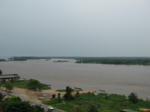 a kisangani piove e il congo e' proprio grosso